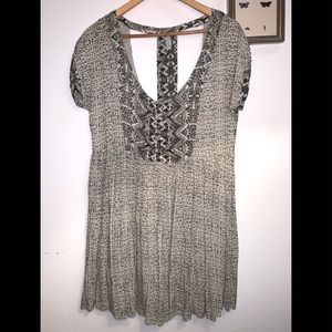 Free People short sleeve dress wish pockets